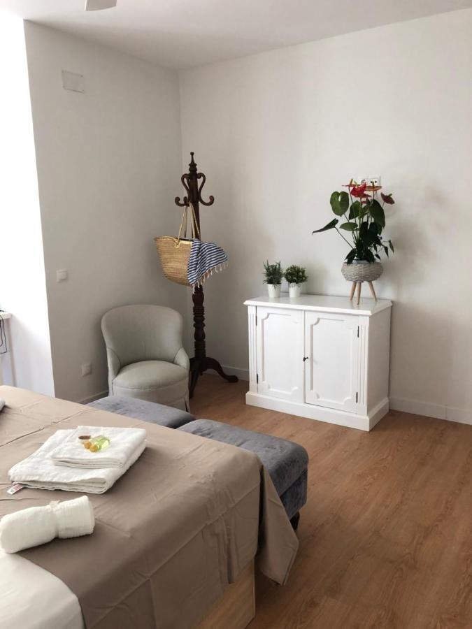 Malaga Playa Centro Ideal Familia Y Amigos ภายนอก รูปภาพ
